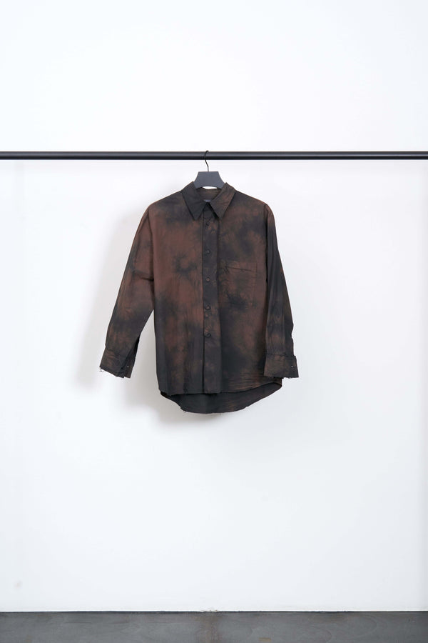 POPLIN OVERSIZED SHIRT in tie-dye design, featuring shortened sleeves, handmade in Spain with 100% cotton.